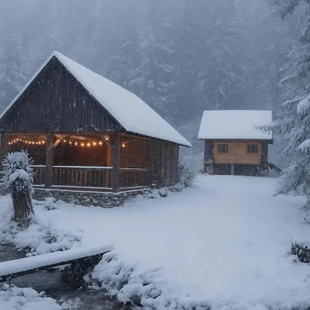 샬레 Chata Turik *